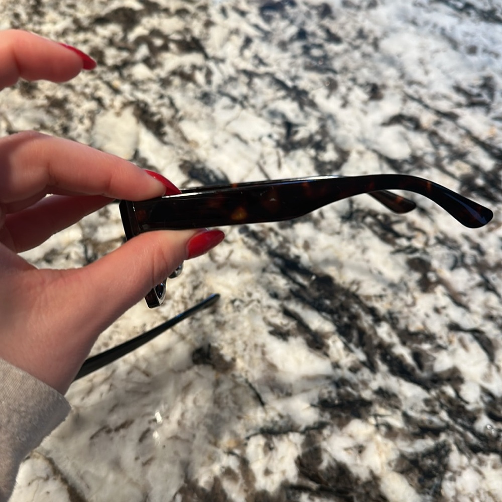 Sunglasses Bundle - Picture 4 of 4